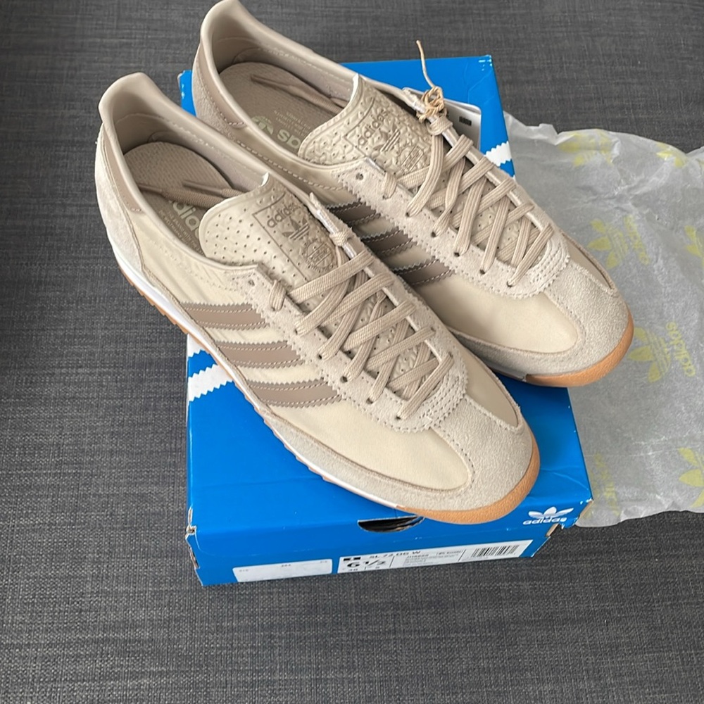 Women's Adidas Originals OG sneakers NWOB